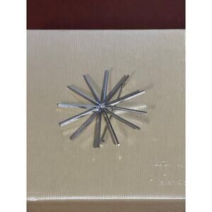 Silver toned star burst brooch pin chic classy holiday new year accent piece